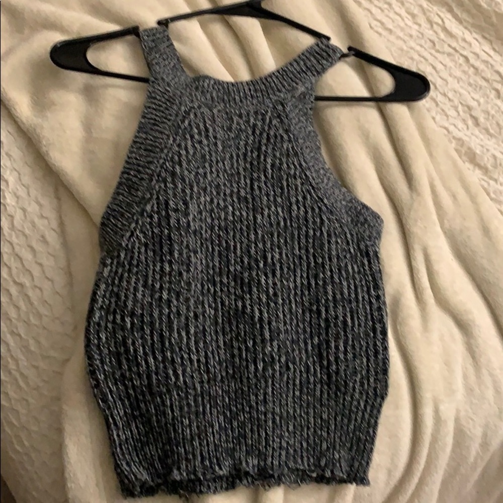 Gray tank top